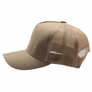 gorra de malla beige largo Modelo 2
